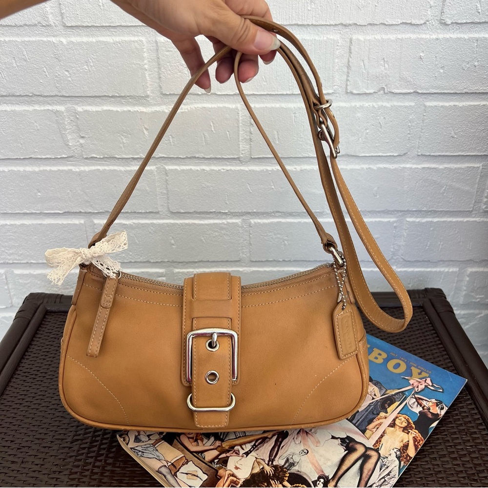 Y2K Coach Hampton Demi Buckle Crossbody Bag 🤎
